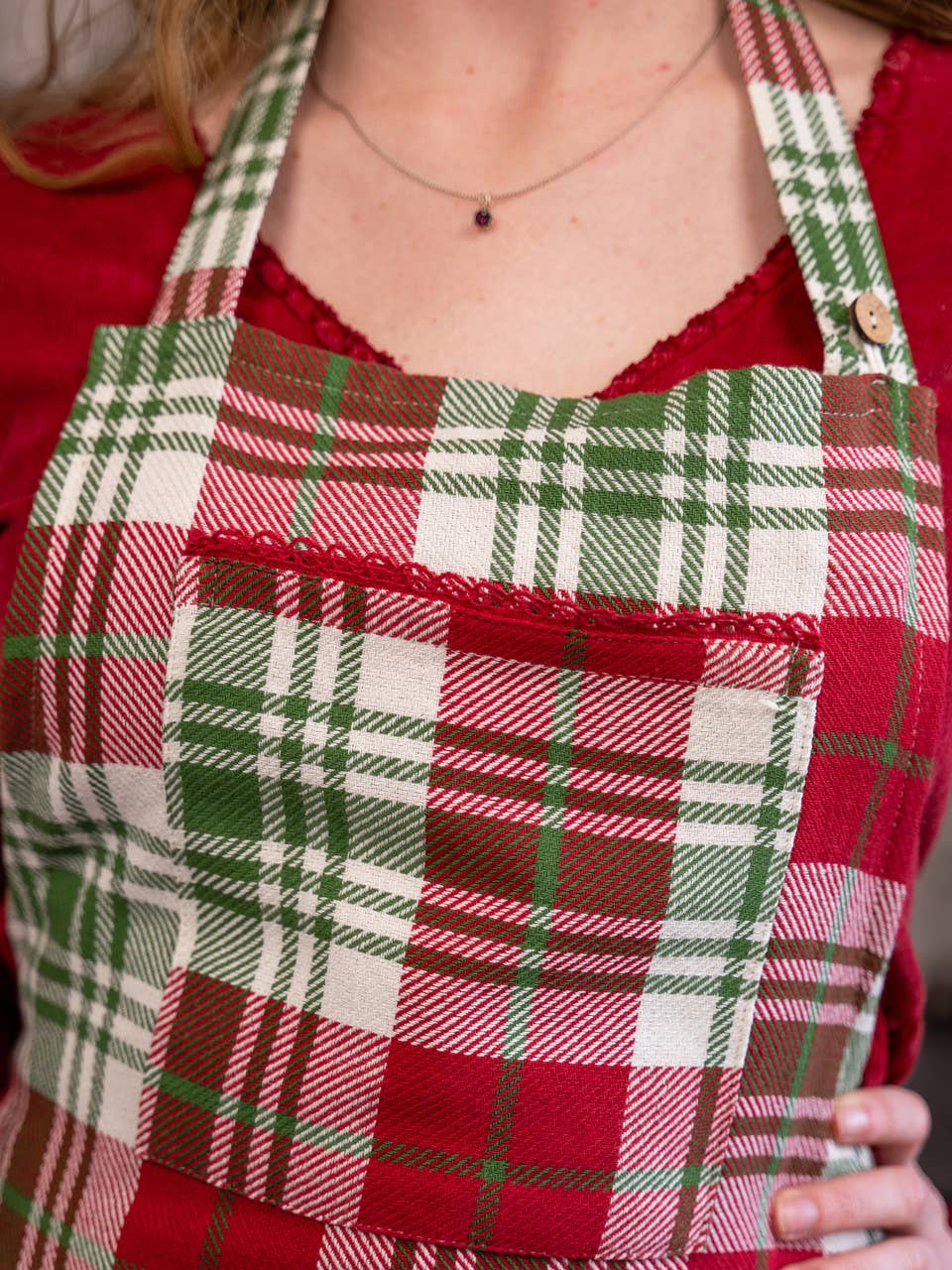 JINGLE PLAID APRON - RED