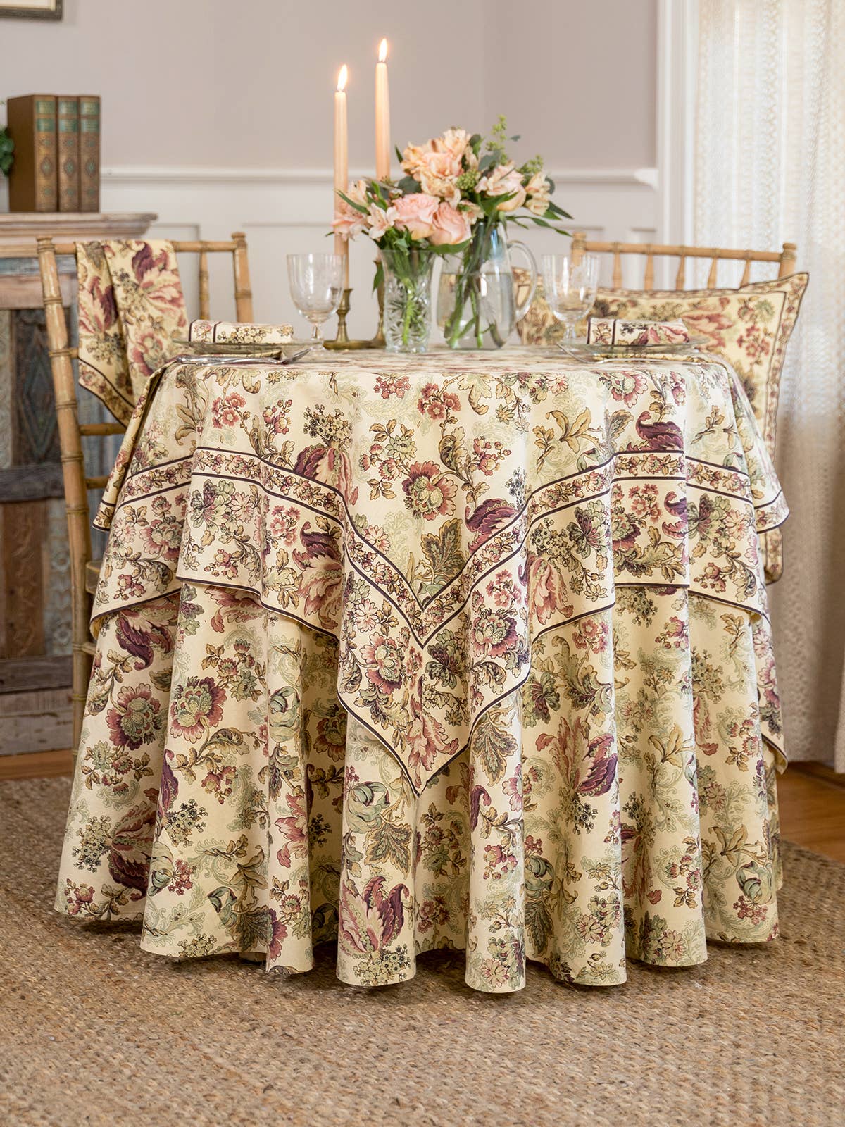 Sonnet Round Cloth - Antique: 88 Inch Round
