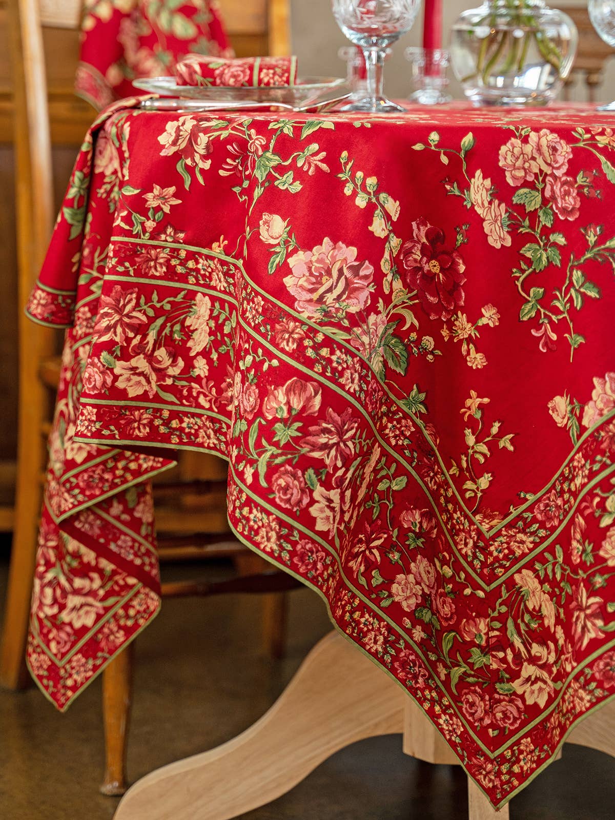 Milene Tablecloth - Red: 60x90