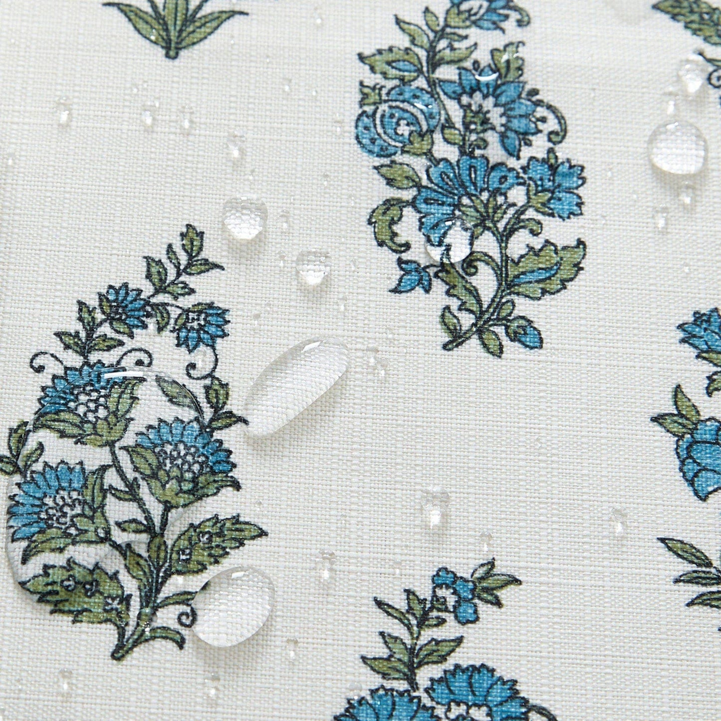 TROPEZ BLOCK PRINT STAIN & WATER RESISTANT INDOOR/OUTDOOR TABLECLOTH: 60"X84"