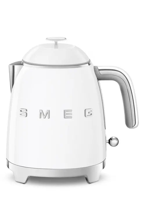 SMEG MINI KETTLE 3 CUP WHITE