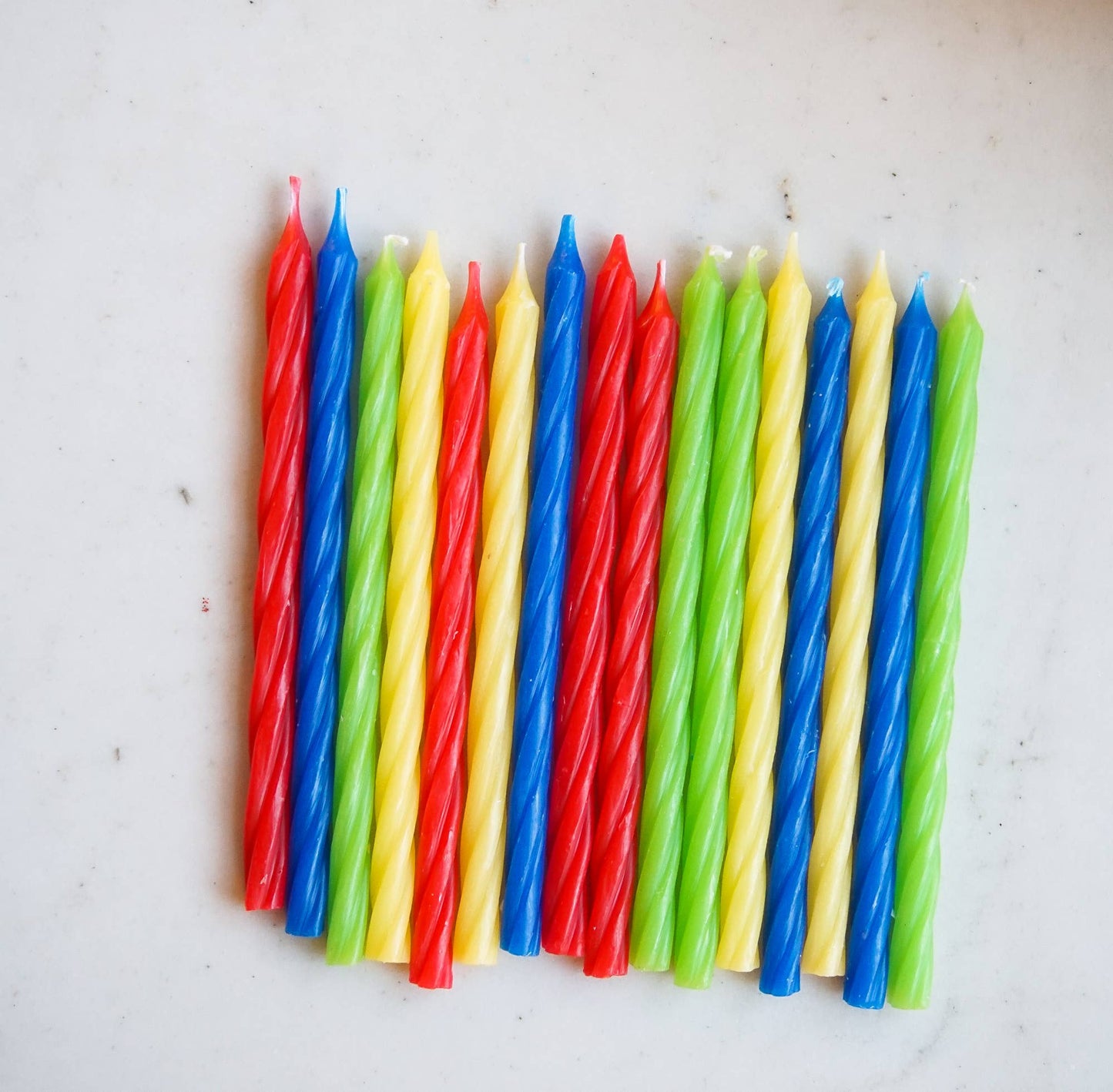 RAINBOW SPIRAL 16 CANDLE SET