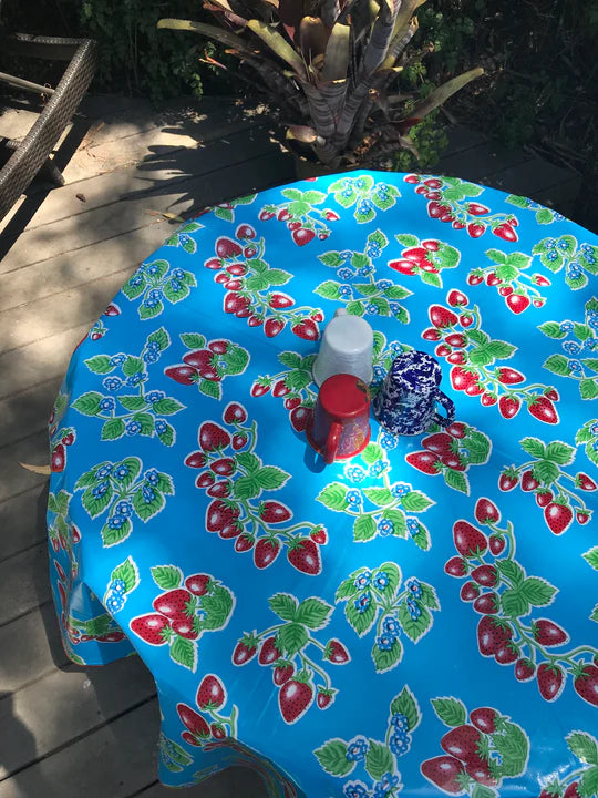 OILCLOTH BLUE W/ STRAWBERRIES 68" ROUND