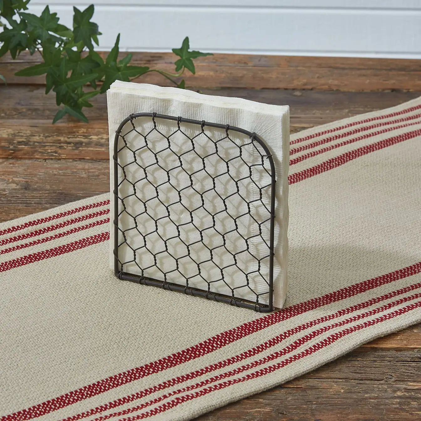CHICKEN WIRE NAPKIN HOLDER