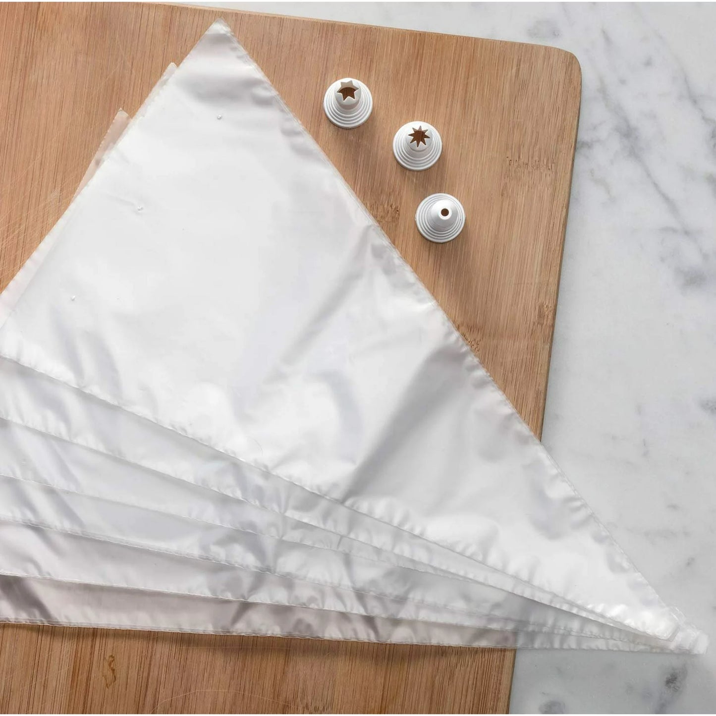 DISPOSABLE DECORATING BAG & NOZZLES