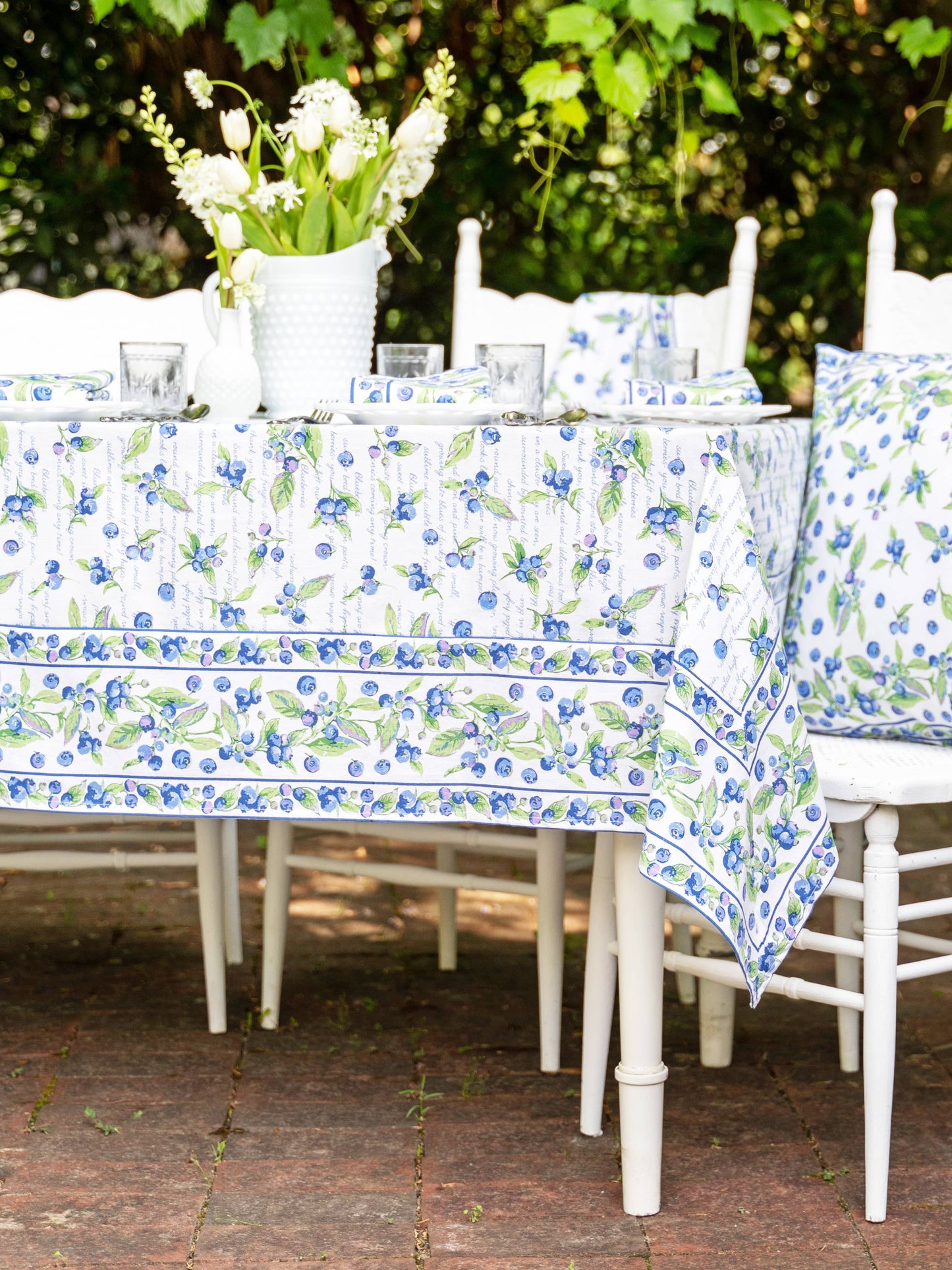 APRIL CORNELL TABLECLOTH BLUEBERRY 60x90