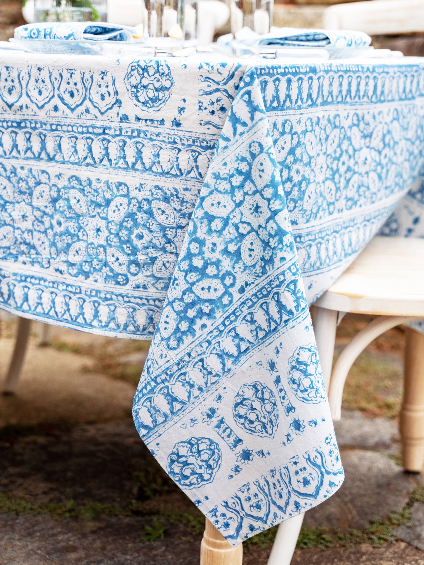 APRIL CORNELL TABLECLOTH PORCELAIN NATURAL DYE 52X53"