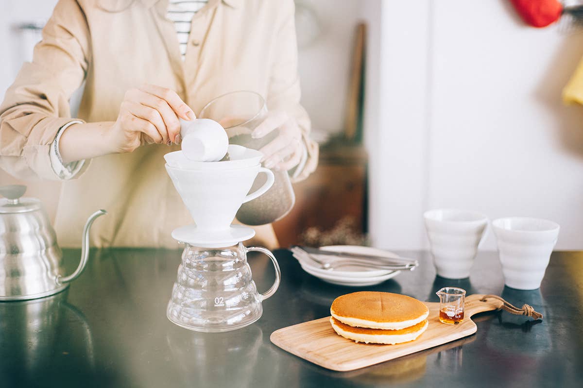 HARIO V60 Glass Server: CAPACITY：2-5 cups (W 145× D 121× H 120mm)