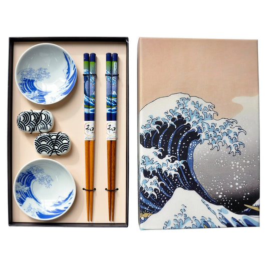 GREAT WAVE CHOPSTICKS, REST & SAUCE SET