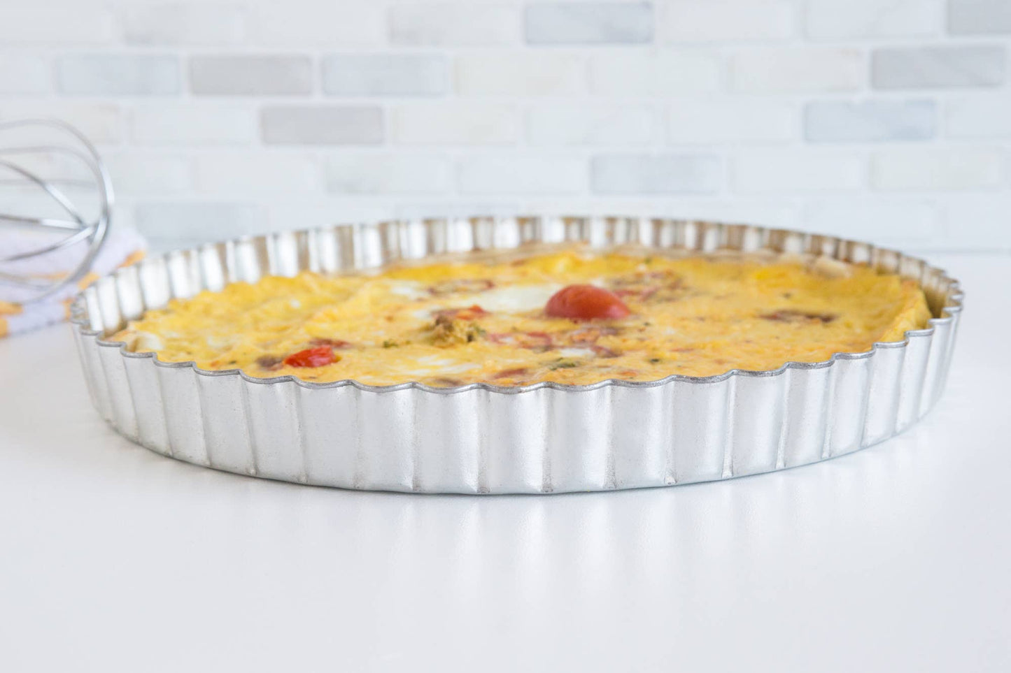 REMOVABLE BOTTOM TARTLET QUICHE PAN 8"