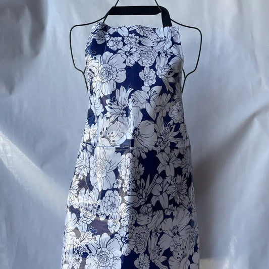 VICTORIA NAVY APRON