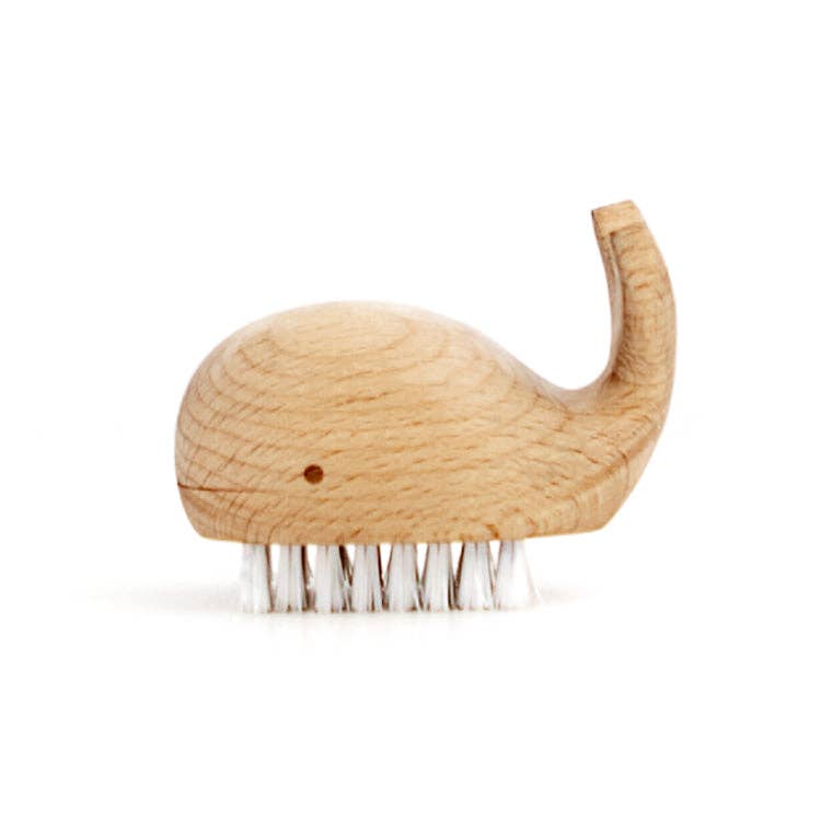 WOODEN WHALE NAIL BRUSH