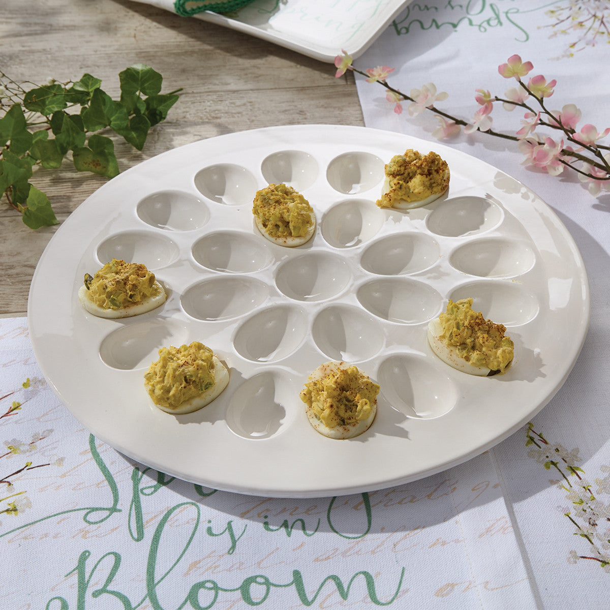 EGG PLATTER SPRING IN BLOOM