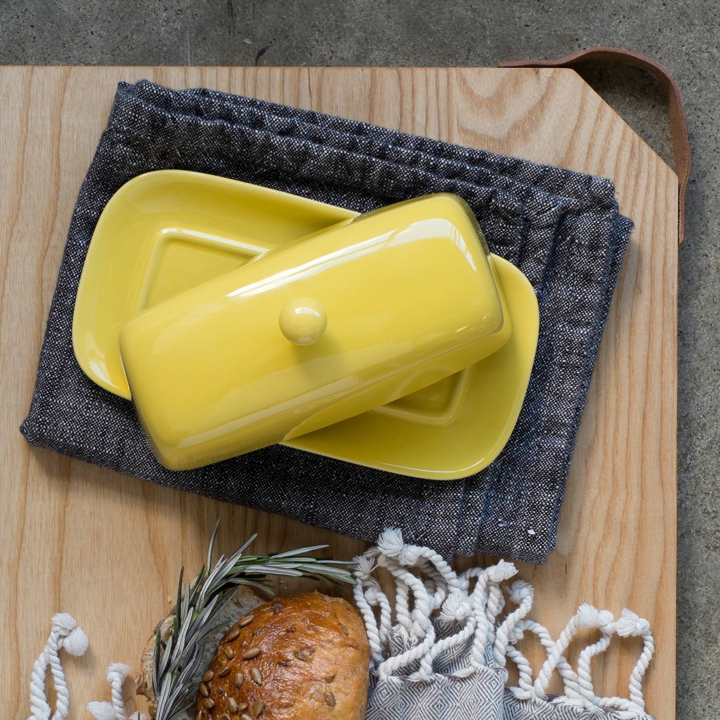 LEMON YELLOW RECTANGULAR BUTTER DISH