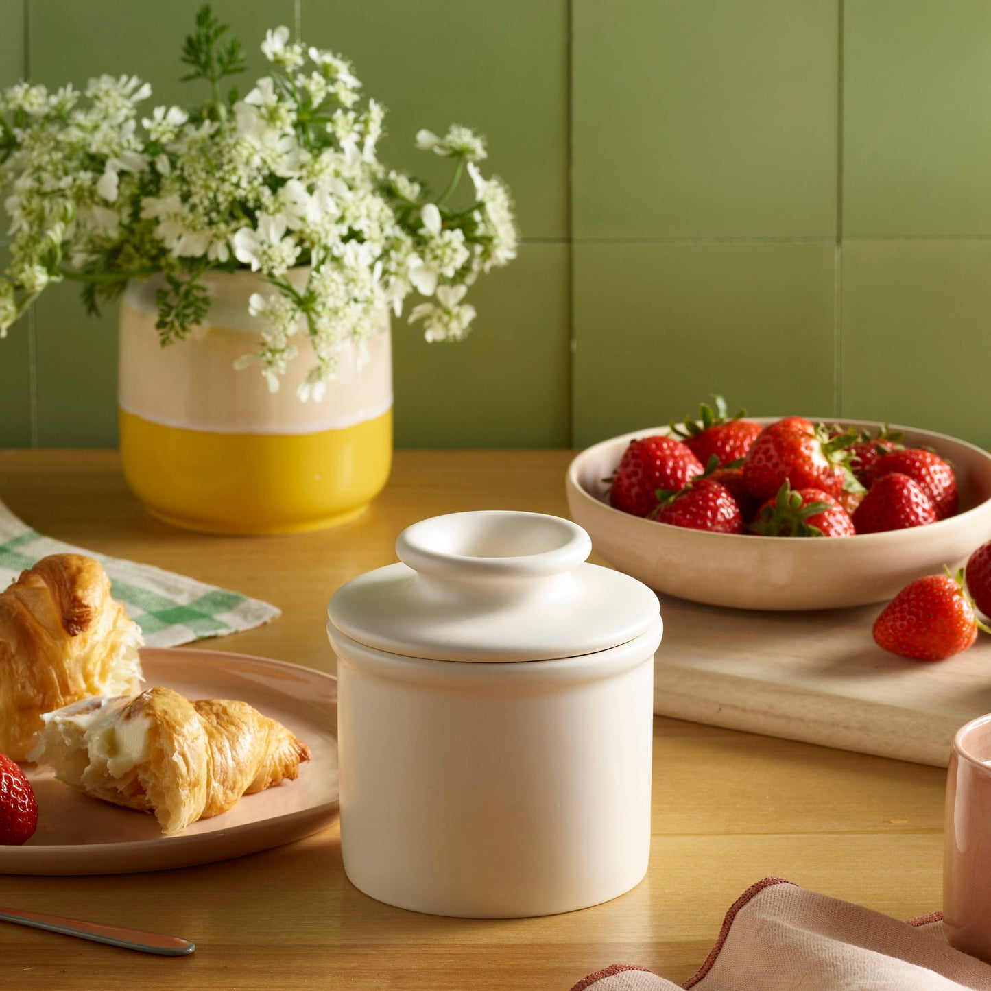 The Original Butter Bell® Crock - Retro Ivory Matte