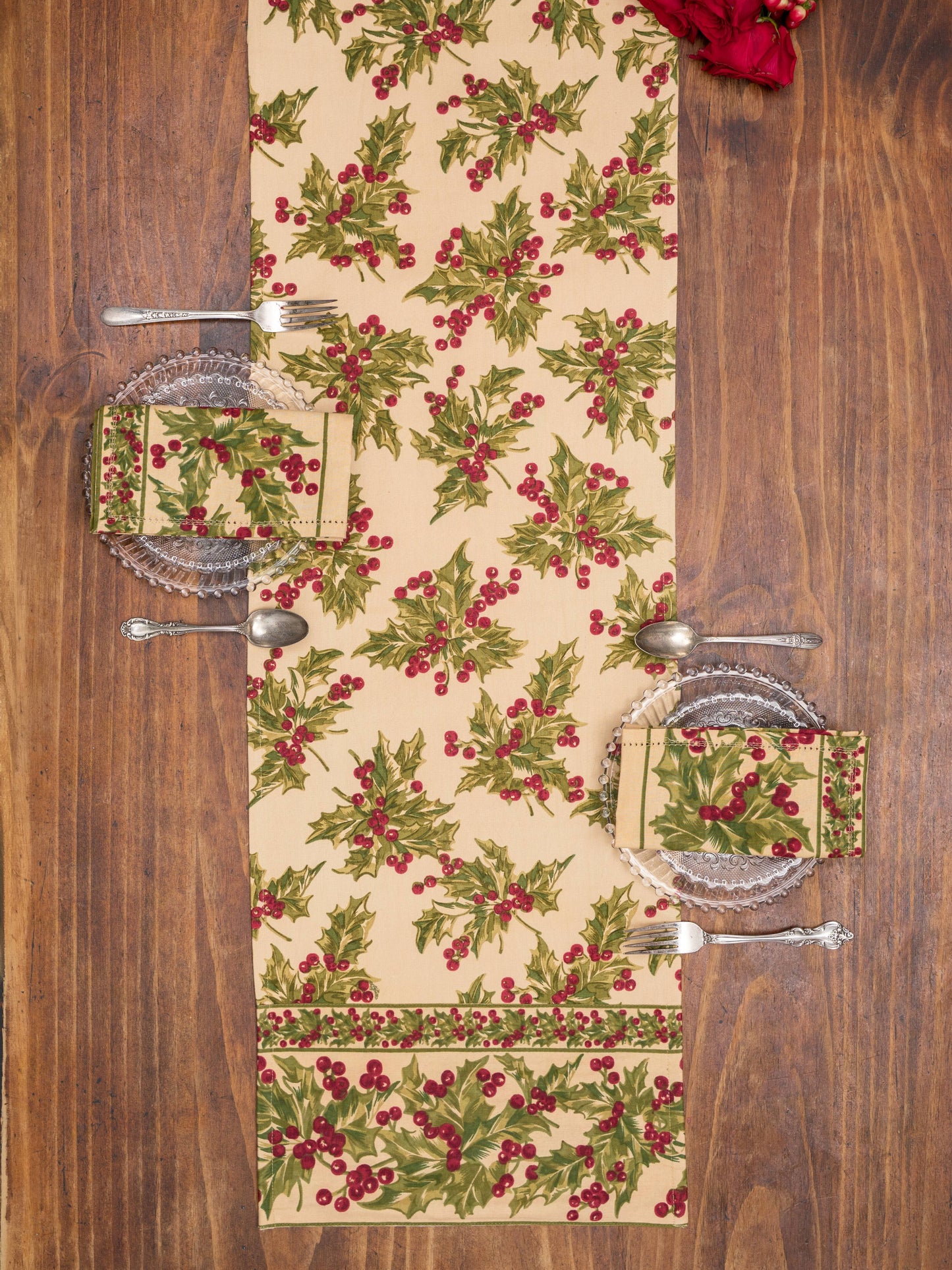 Winterberry Runner - Dark Ecru
