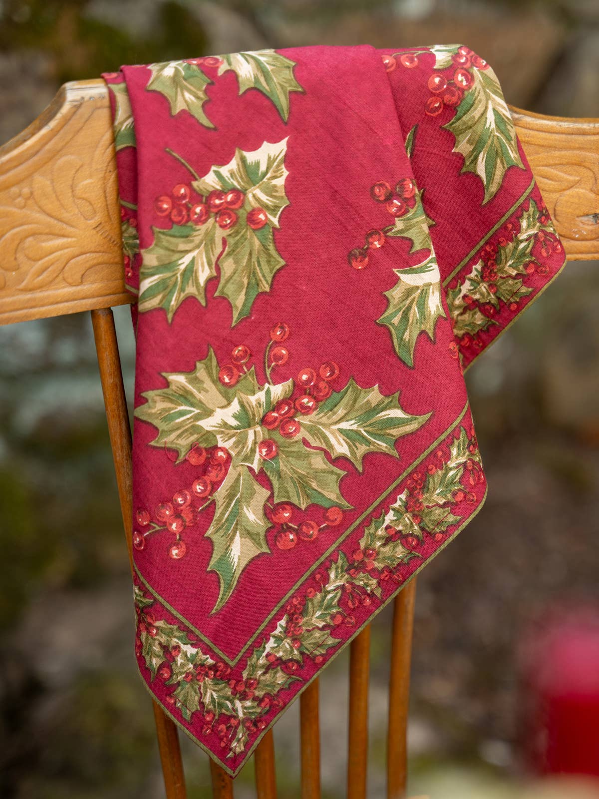 Winterberry Napkin Set of 4 - Red