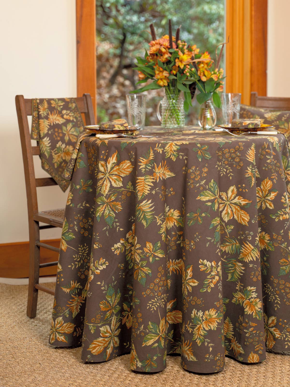 ADIRONDACK ROUND TABLECLOTH CHOCOLATE 88"