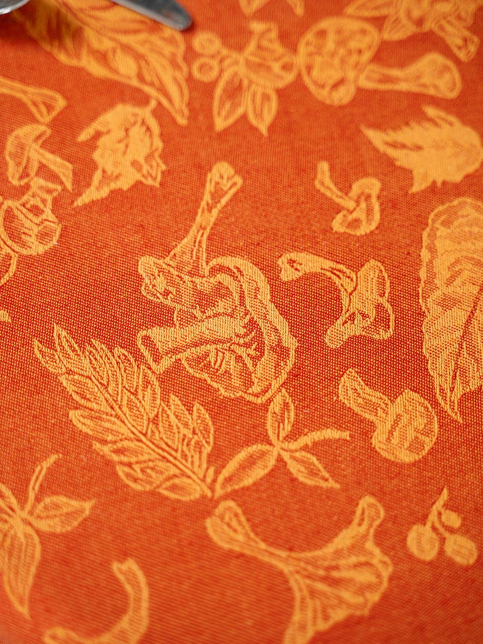 Mushroom Jacquard Tablecloth - Gold Rust: 60x90