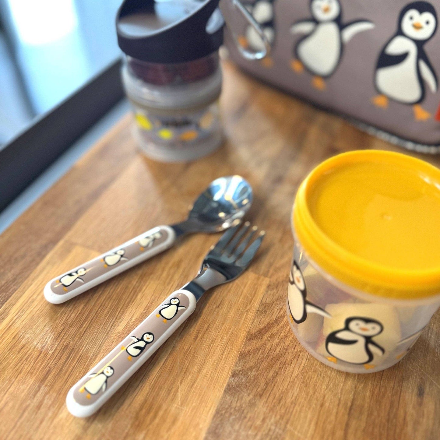 SILVERWARE SET: PENGUIN