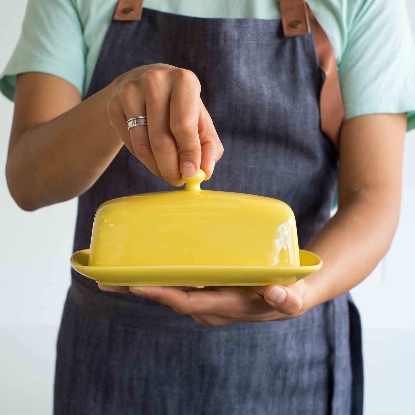 LEMON YELLOW RECTANGULAR BUTTER DISH