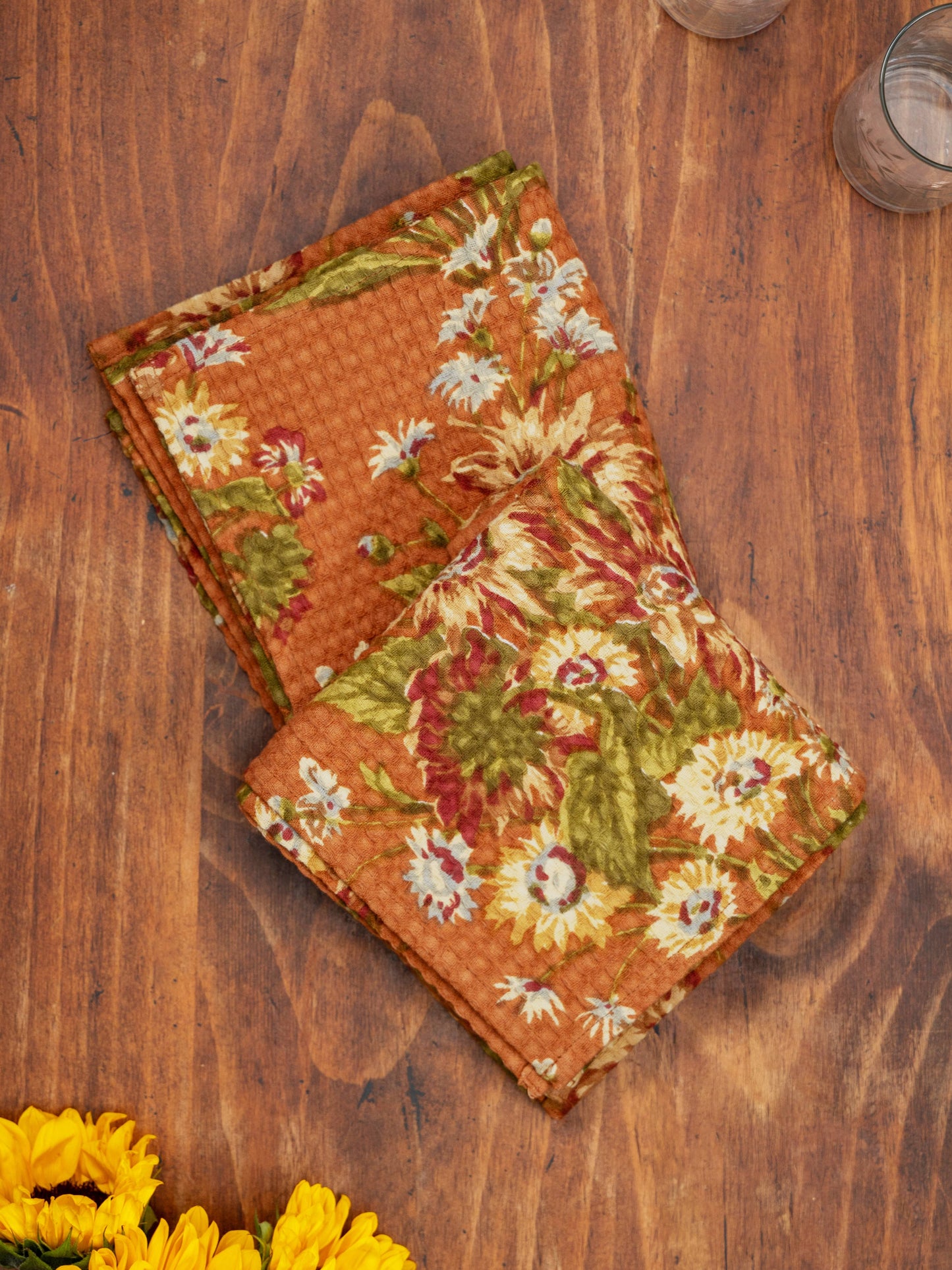 Marguerite Tea Towel- Rust