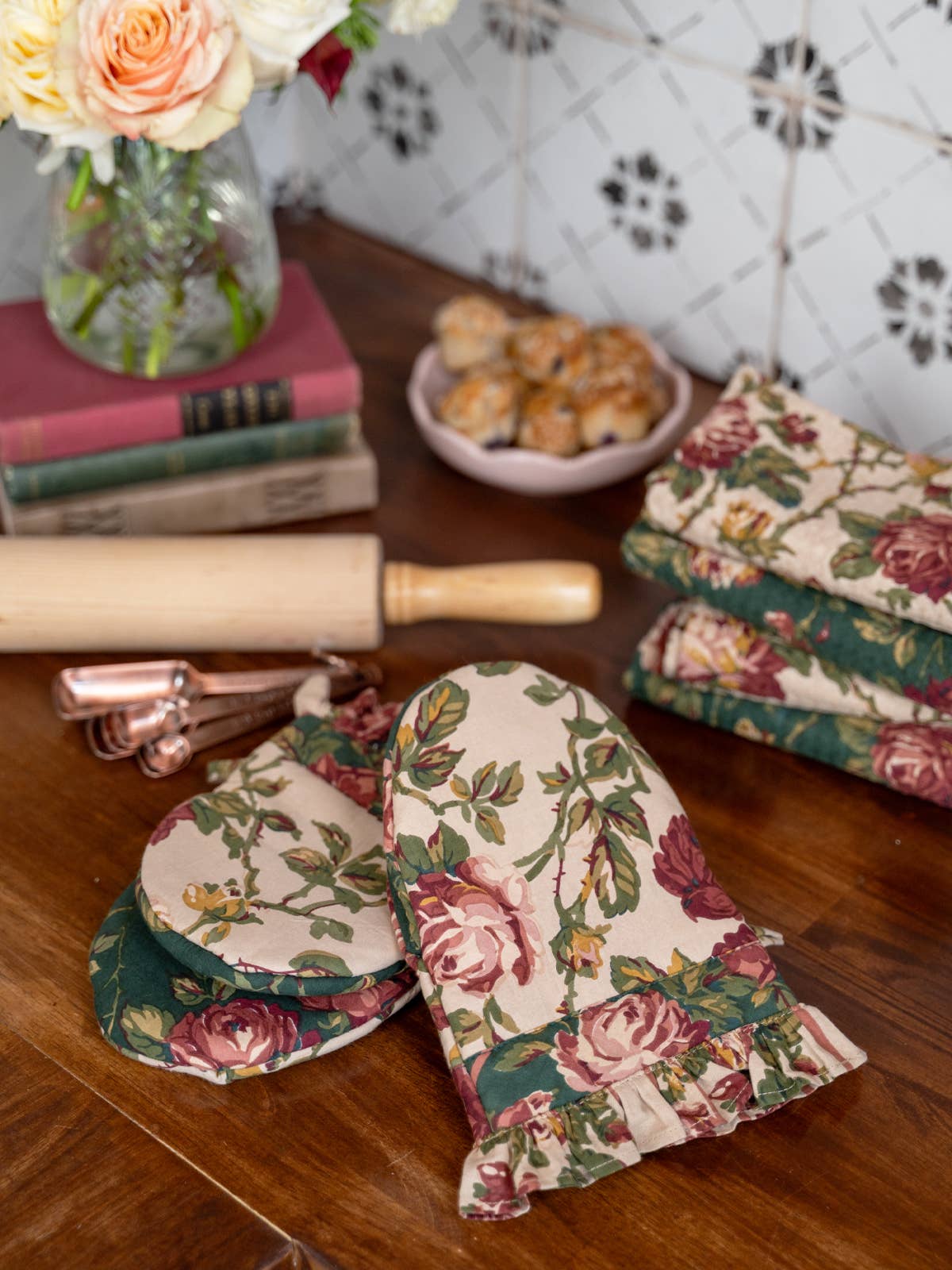 Winter Rose Patchwork Mini Mitt Set of 2 - Antique