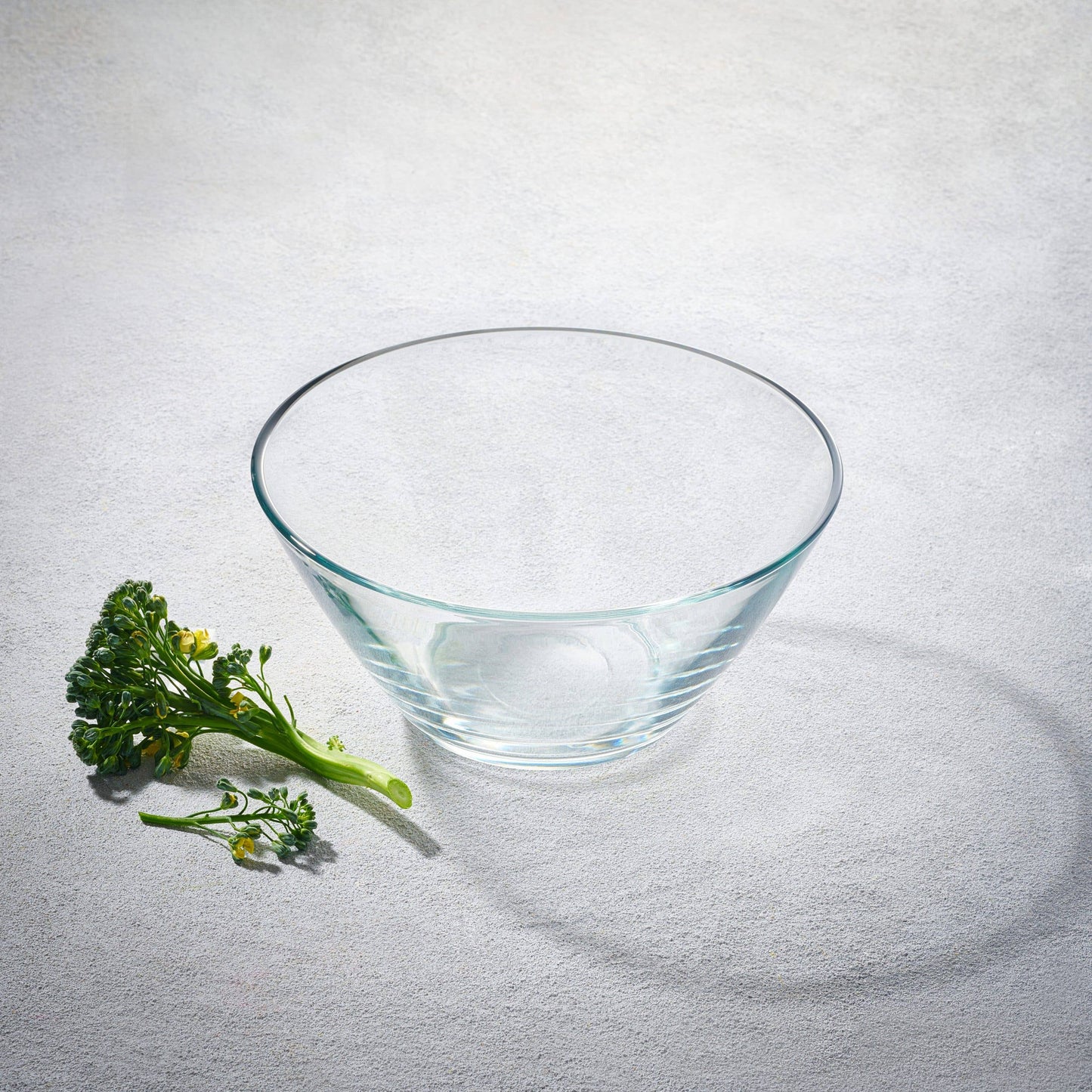 VEGA GLASS BOWL 72.75 oz
