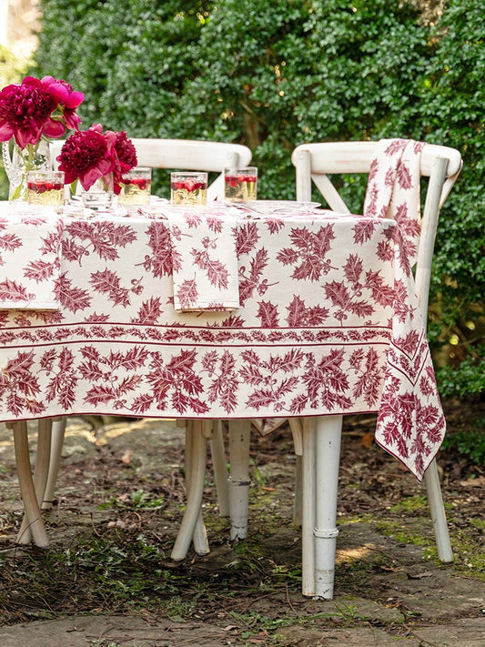 Holly Toile Tablecloth - Red: 60x90