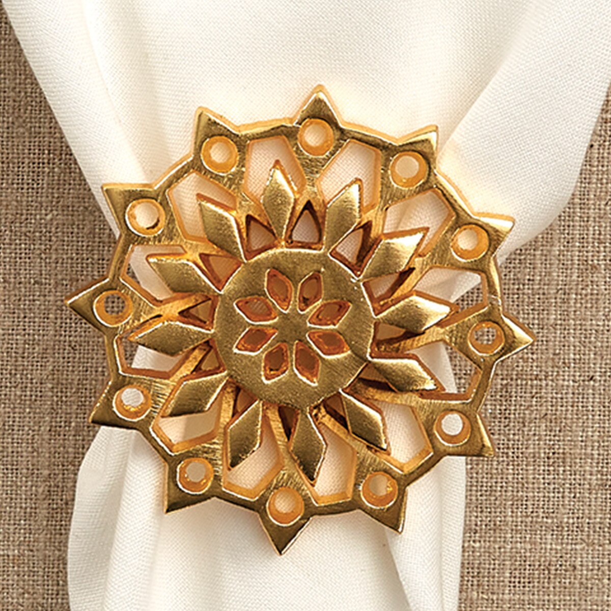 GOLD SNOWFLAKE NAPKIN RING