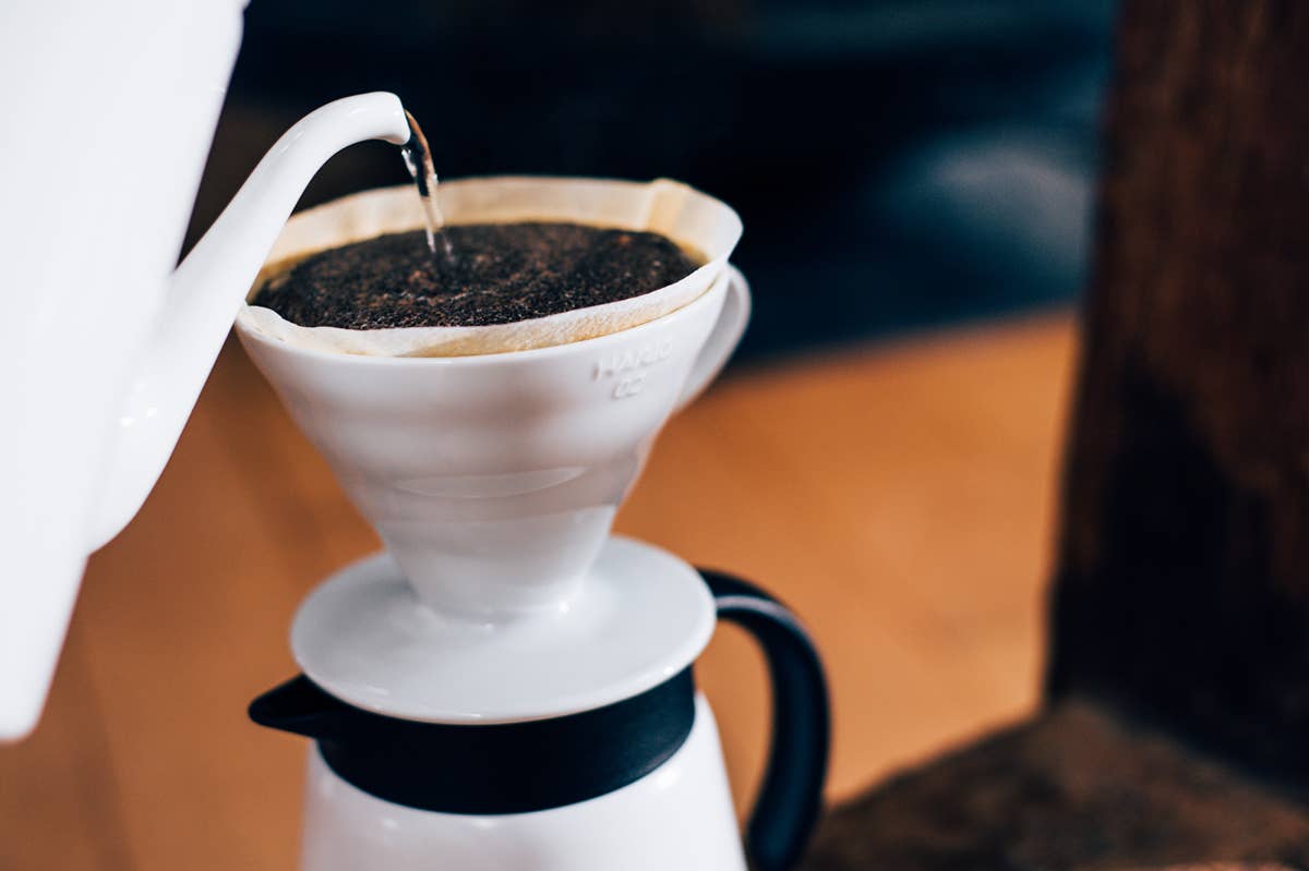 HARIO V60 Ceramic Coffee Dripper 02: White