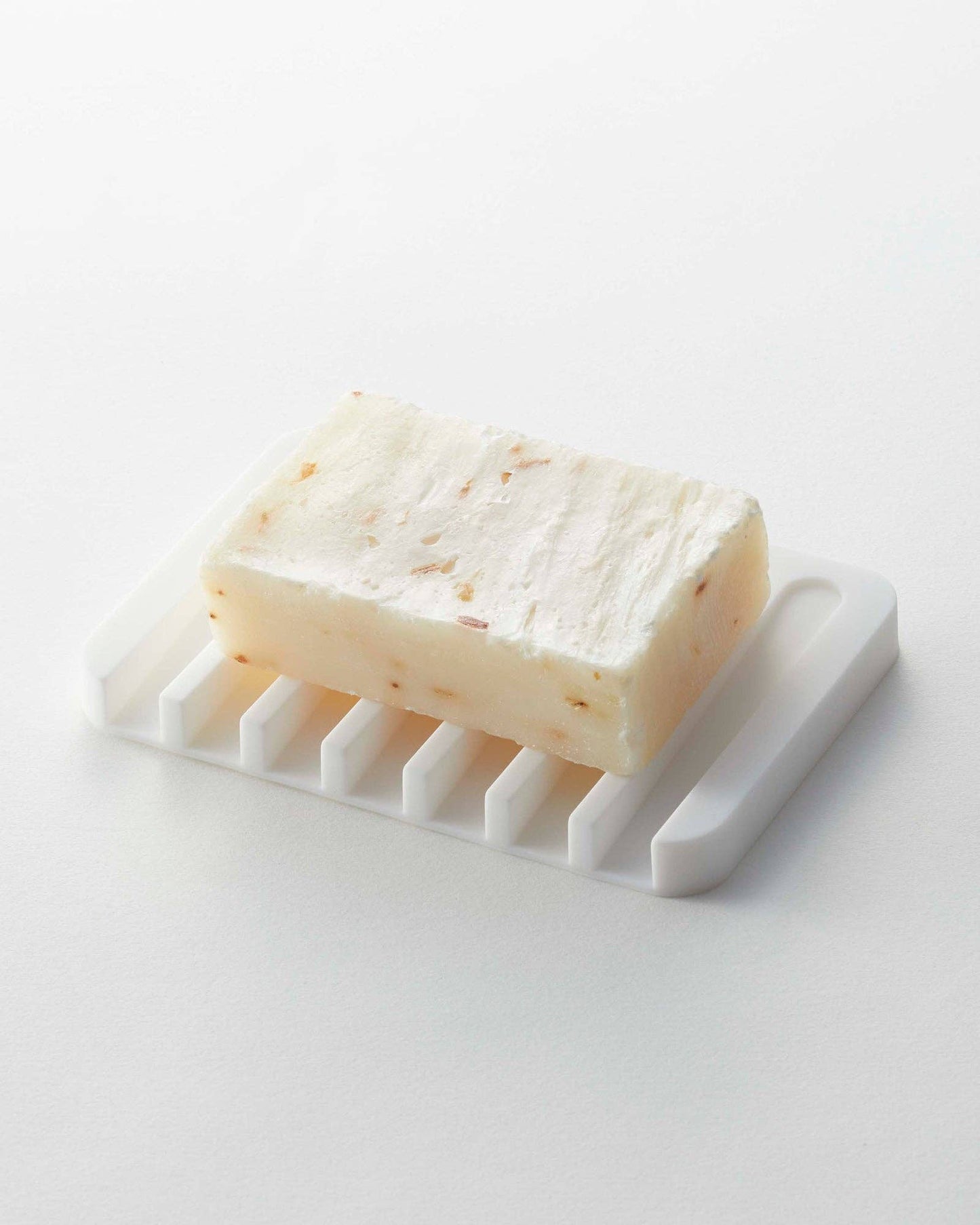 FLOW SELF-DRAINING SOAP TRAY - SILICONE: WHITE