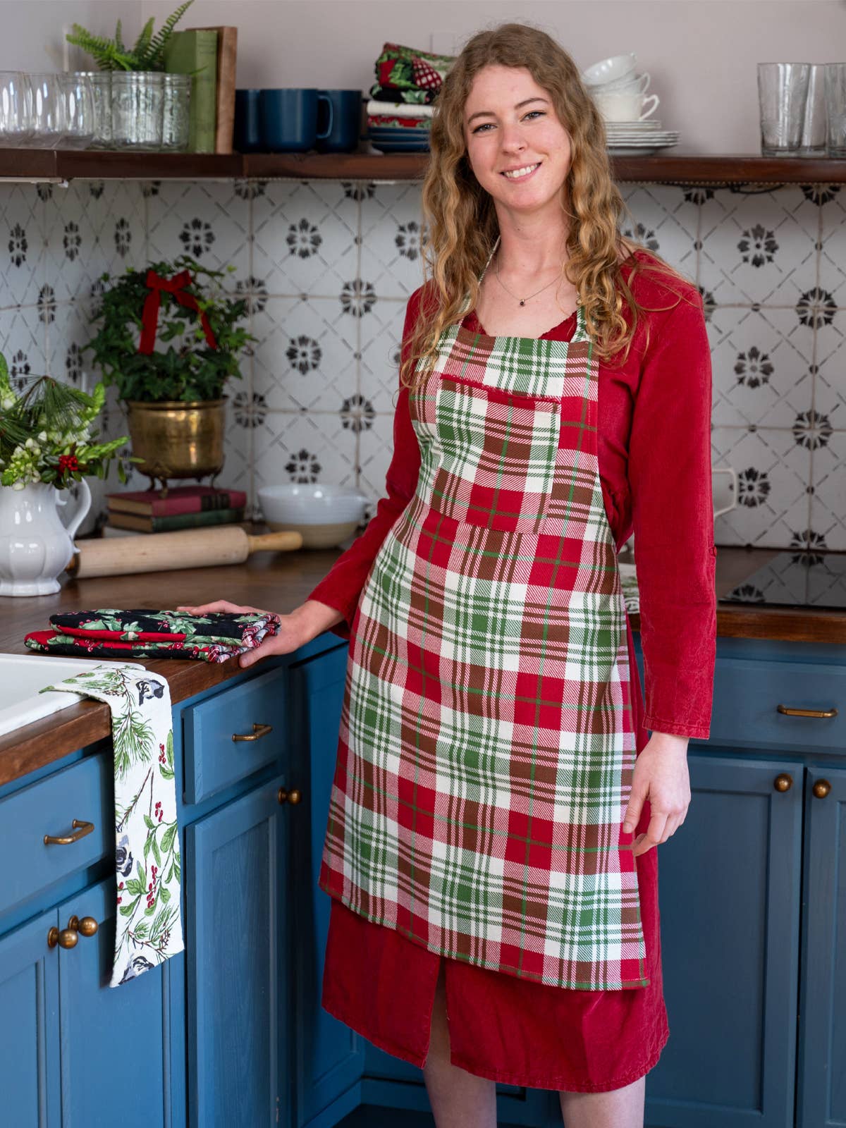 JINGLE PLAID APRON - RED