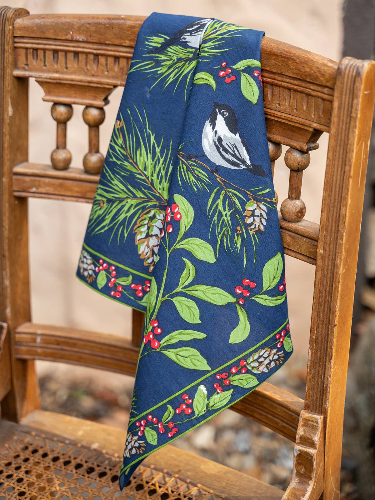 Chickadee Napkin Set of 4 - Navy