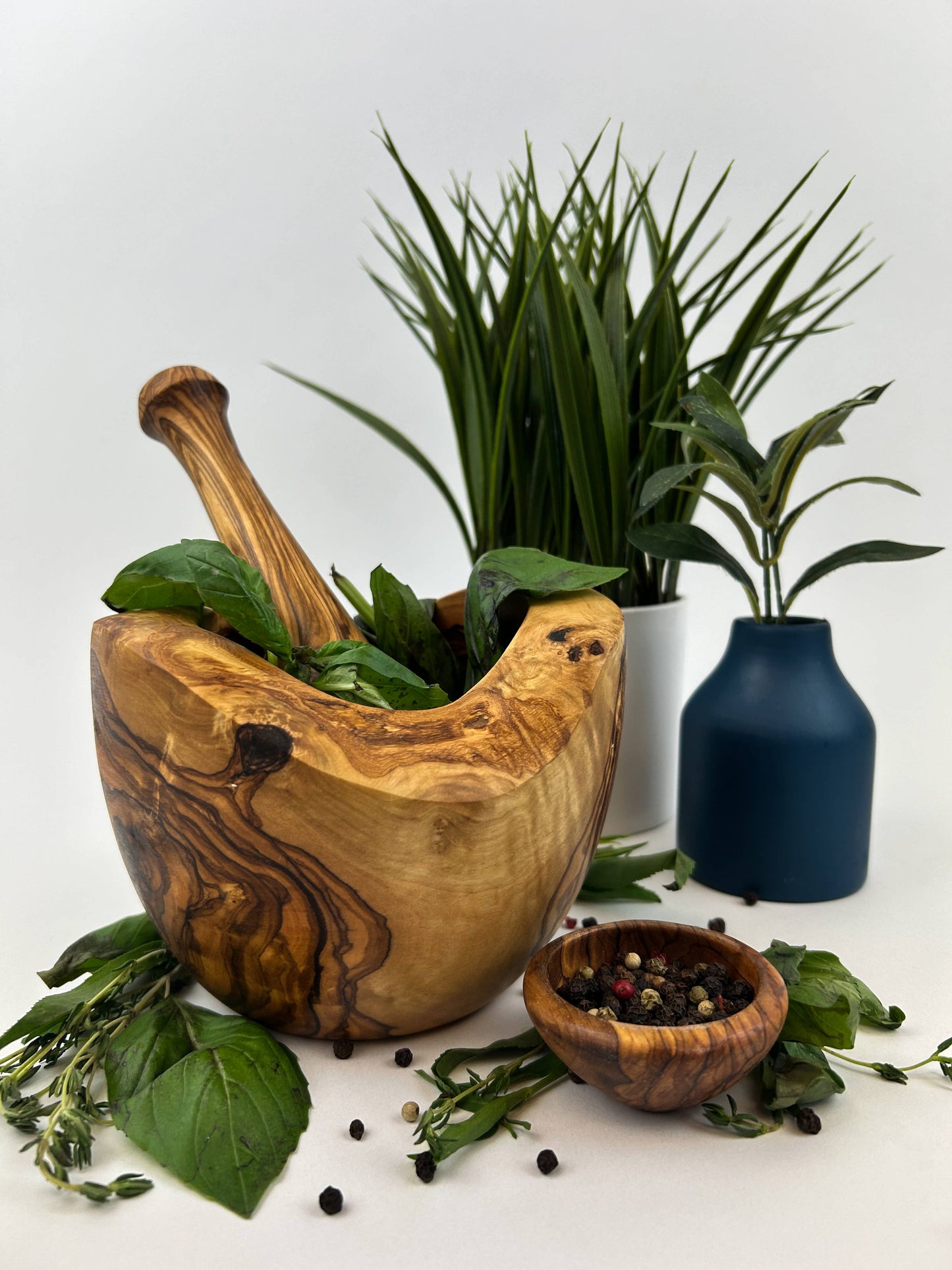 FREE FORM OLIVE WOOD MORTAR & PESTLE: 5.5"
