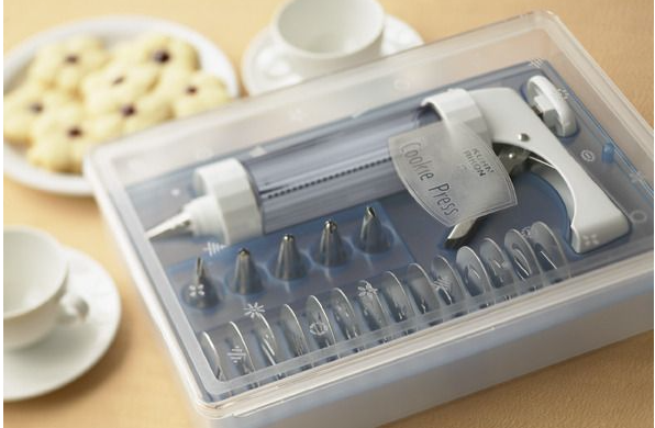 CLEAR COOKIE PRESS AND STORAGE BOX