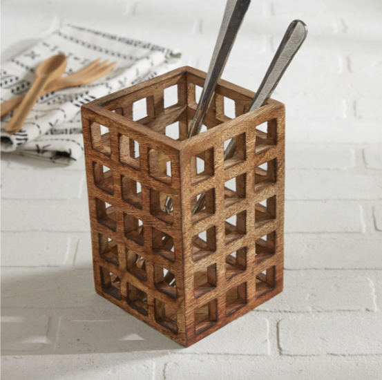 WOODEN LATTICE UTENSIL HOLDER