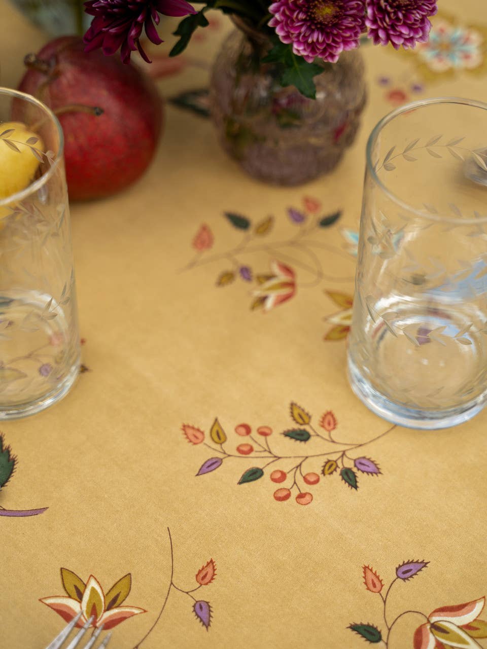 MADELINE TABLECLOTH - STRAW 54 X 54