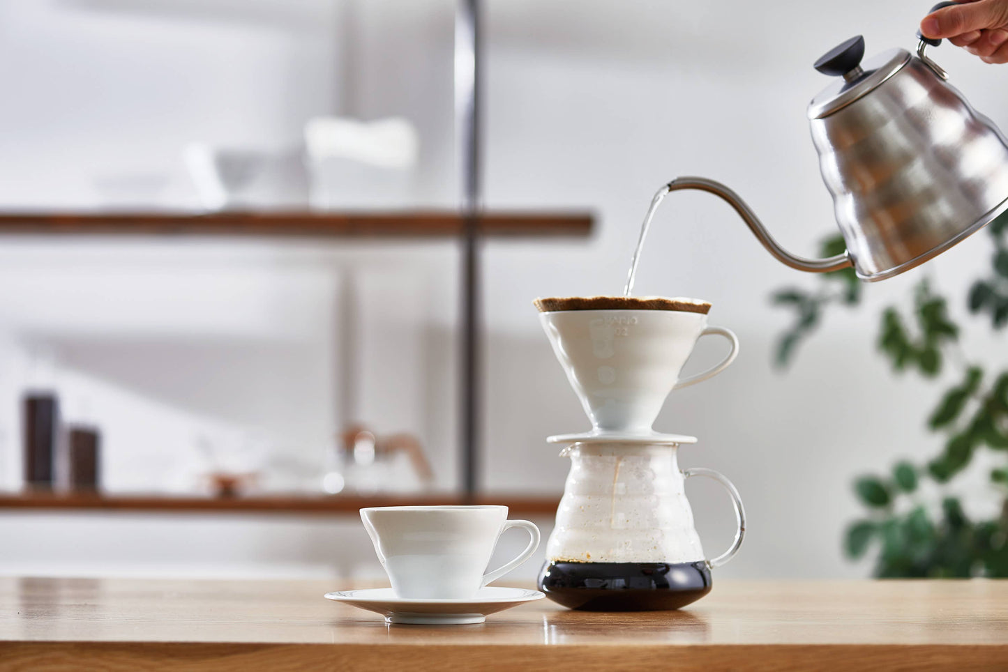 HARIO V60 Ceramic Coffee Dripper 02: White