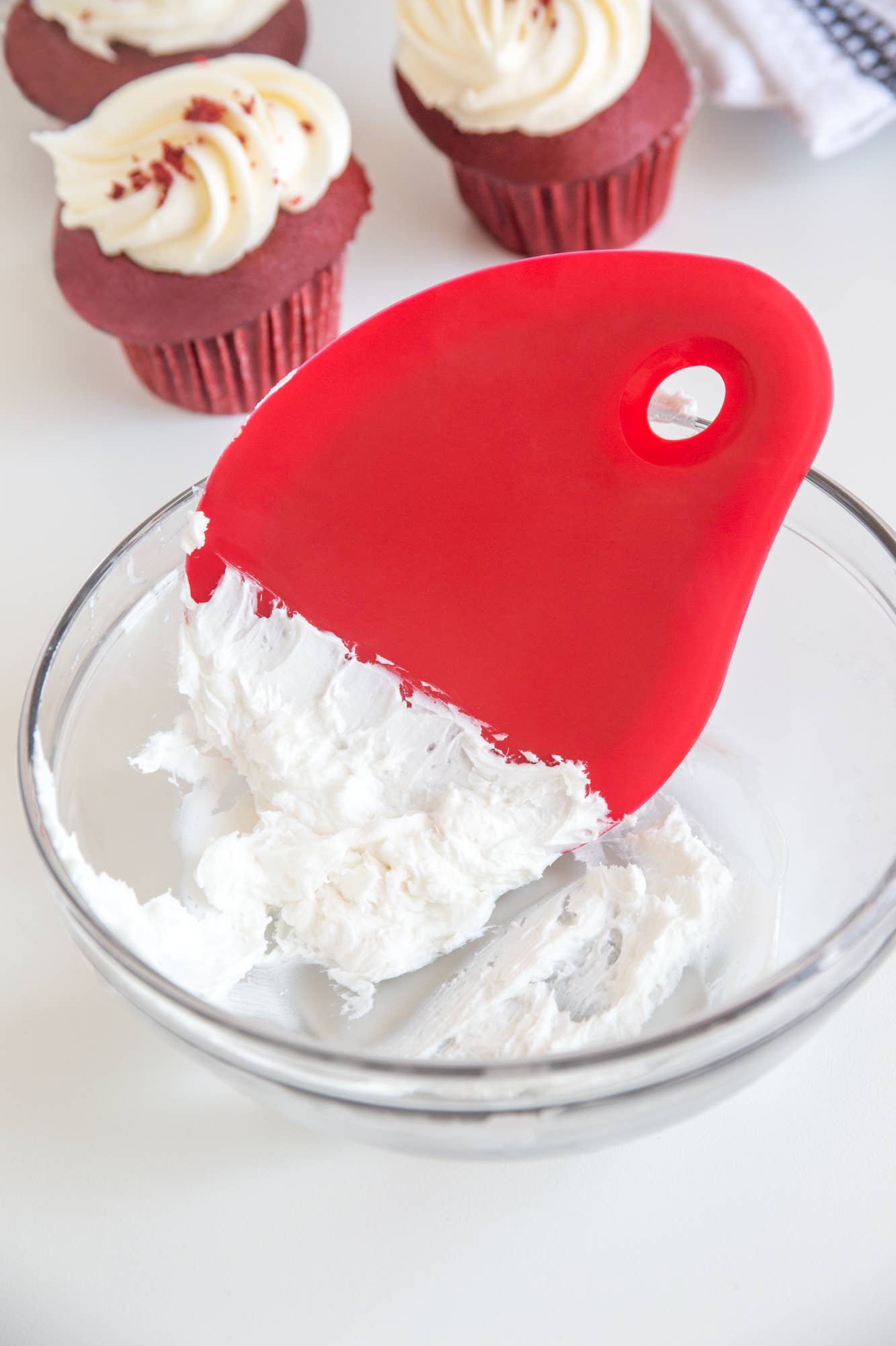 SILICONE BOWL SCRAPER