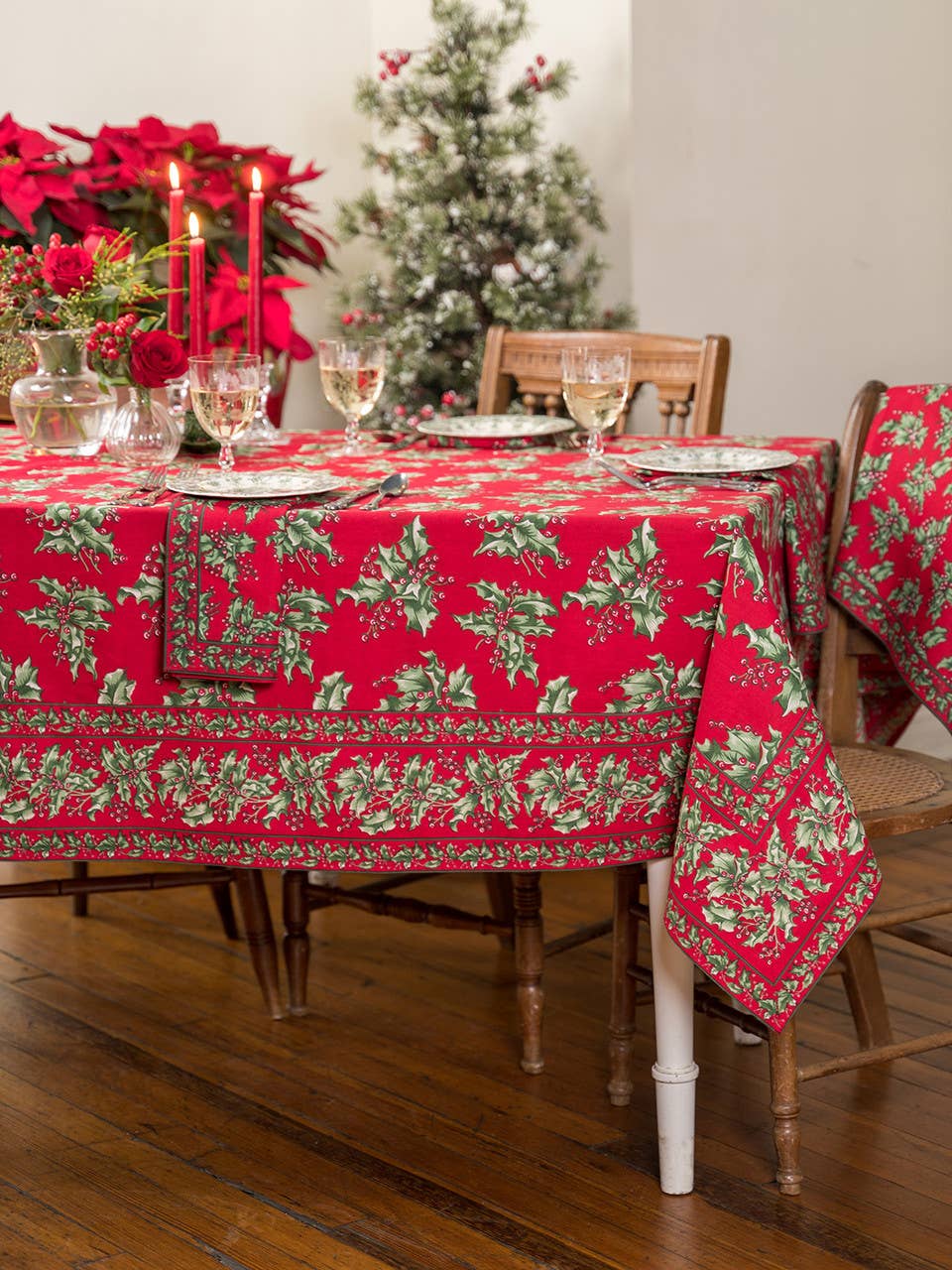 HOLLY TABLECLOTH - RED 60X90
