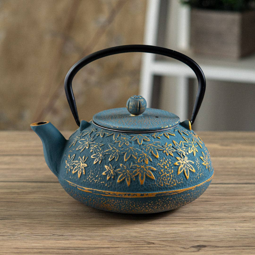 Turquoise Maple Leaves Momiji Design 40oz Cast Iron Tea Pot (1/8)