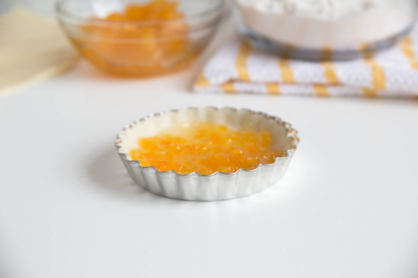Removeable Bottom Tartlet Quiche Pan Tin Plated Steel 4"