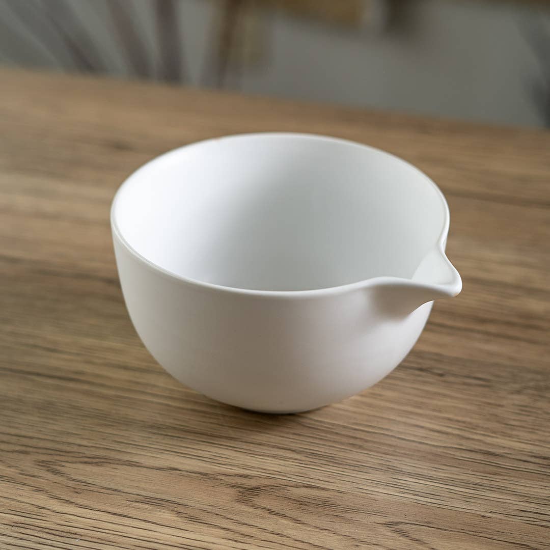 10oz Matcha Latte Bowl With Spout White Matte (1/36)