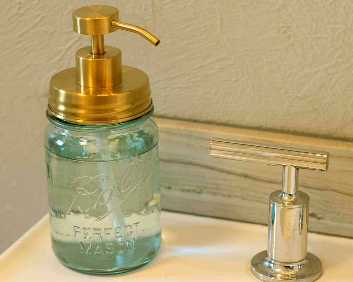 Matte Gold Soap Pump Lid Kit for Regular Mouth Mason Jars (Copy)
