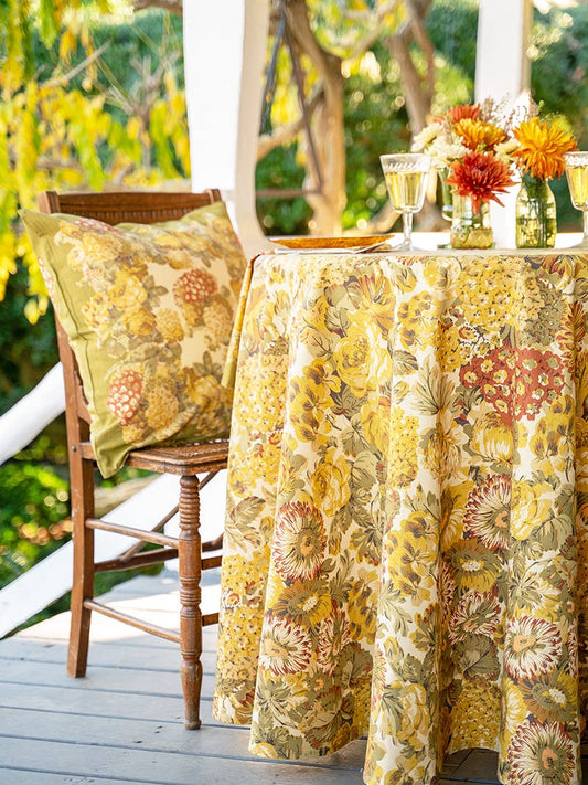 Autumn Gathering Round Cloth - Harvest: 70 Inch Round