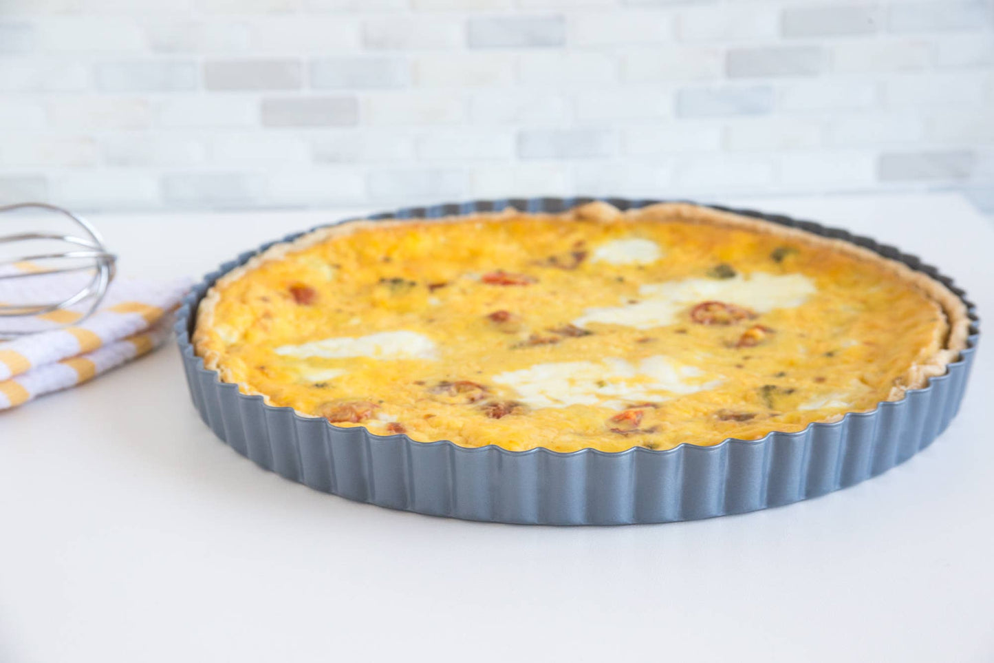 Removeable Bottom Quiche Pan 9.5" x 9.5" x 1"