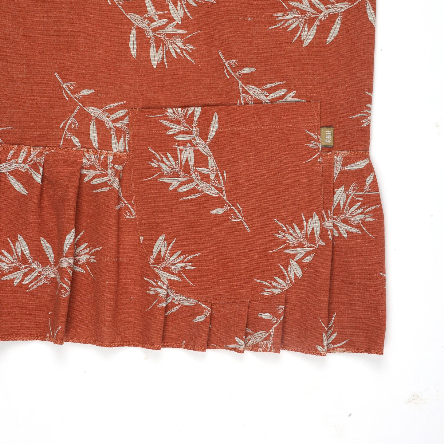 RUFFLED PINAFORE APRON OLIVES CINNAMON