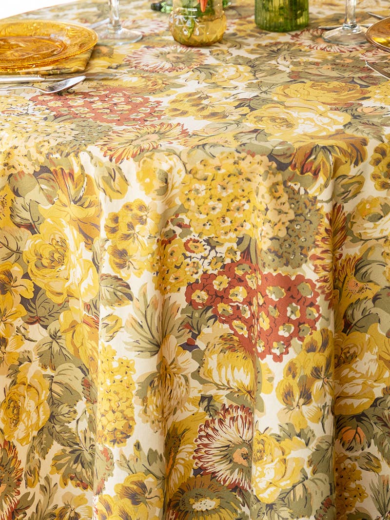 Autumn Gathering Round Cloth - Harvest: 70 Inch Round