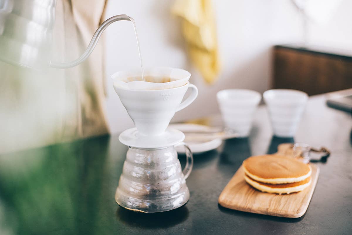 HARIO V60 Ceramic Coffee Dripper 02: White